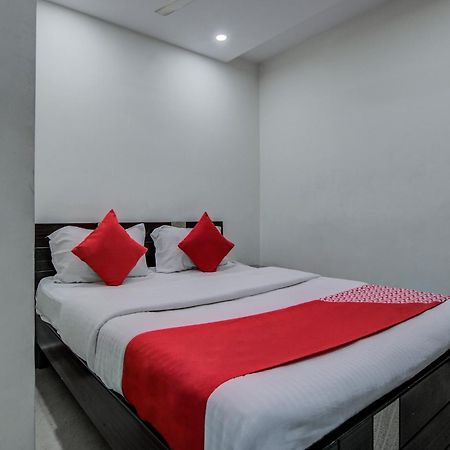 Hotel O Vb Grand Visakhapatnam Exteriör bild